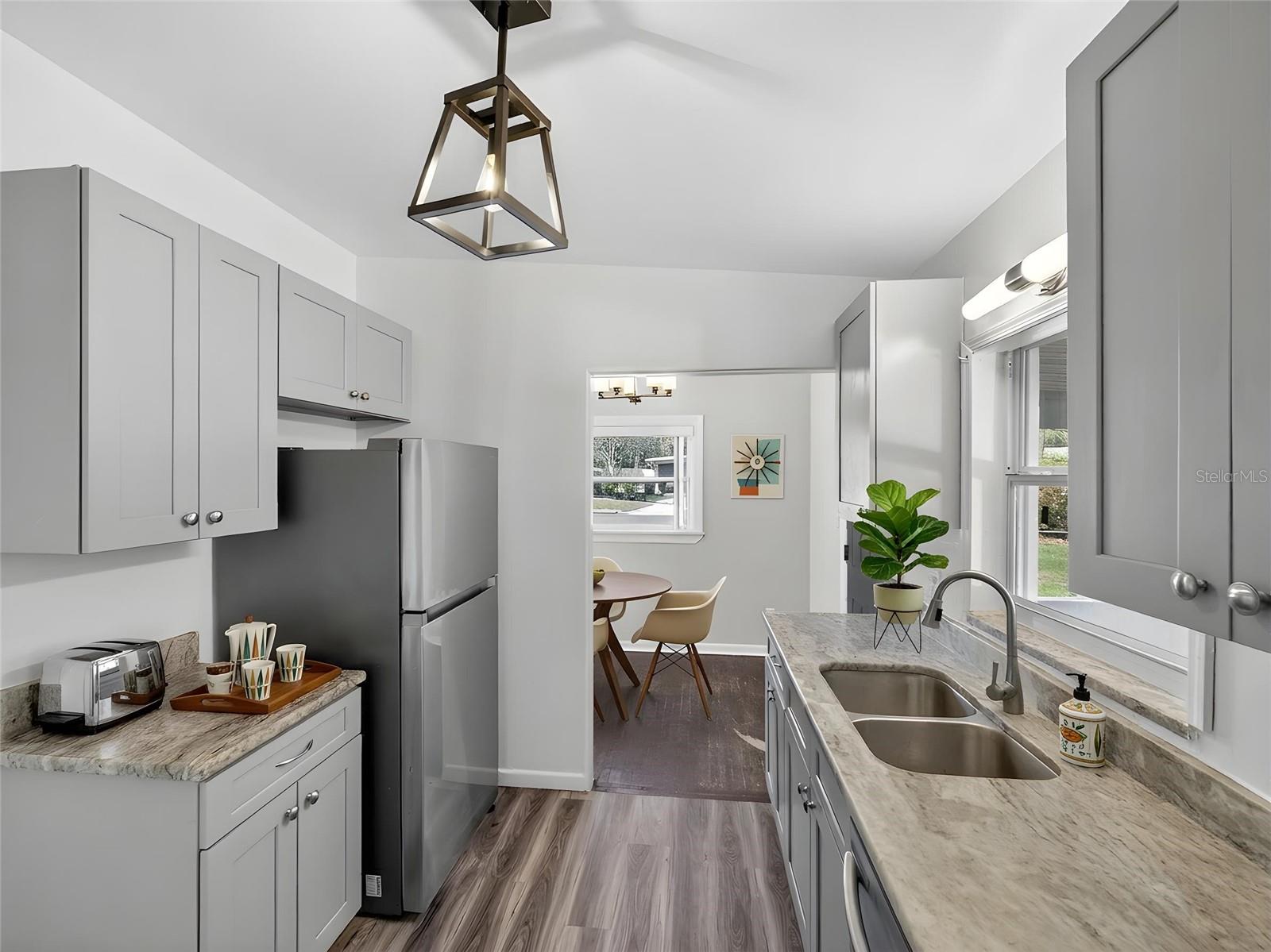 Image 4 of 39 For 4708 Abaca Street