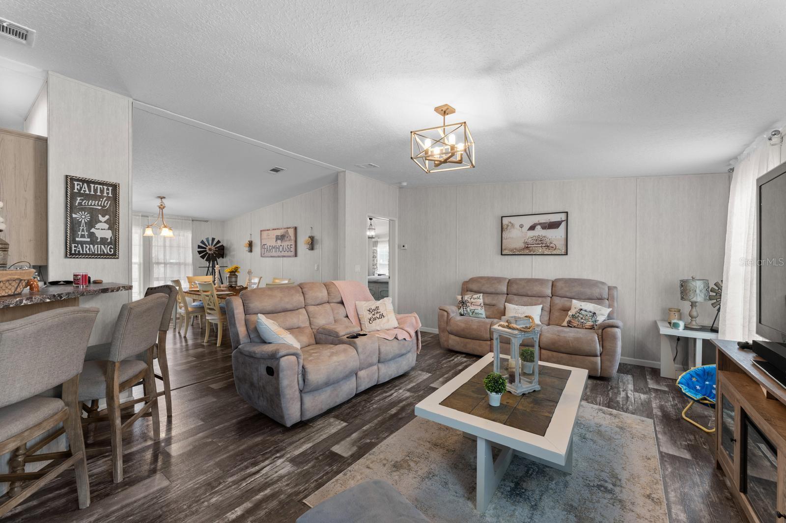 Image 10 of 31 For 6300 Green Pond Road