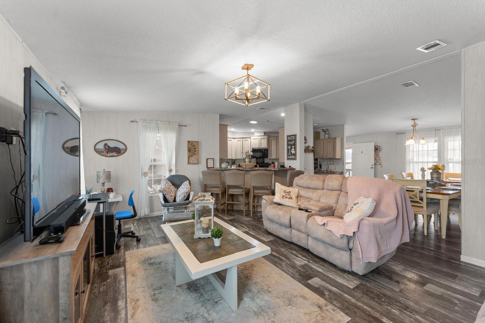 Image 11 of 31 For 6300 Green Pond Road