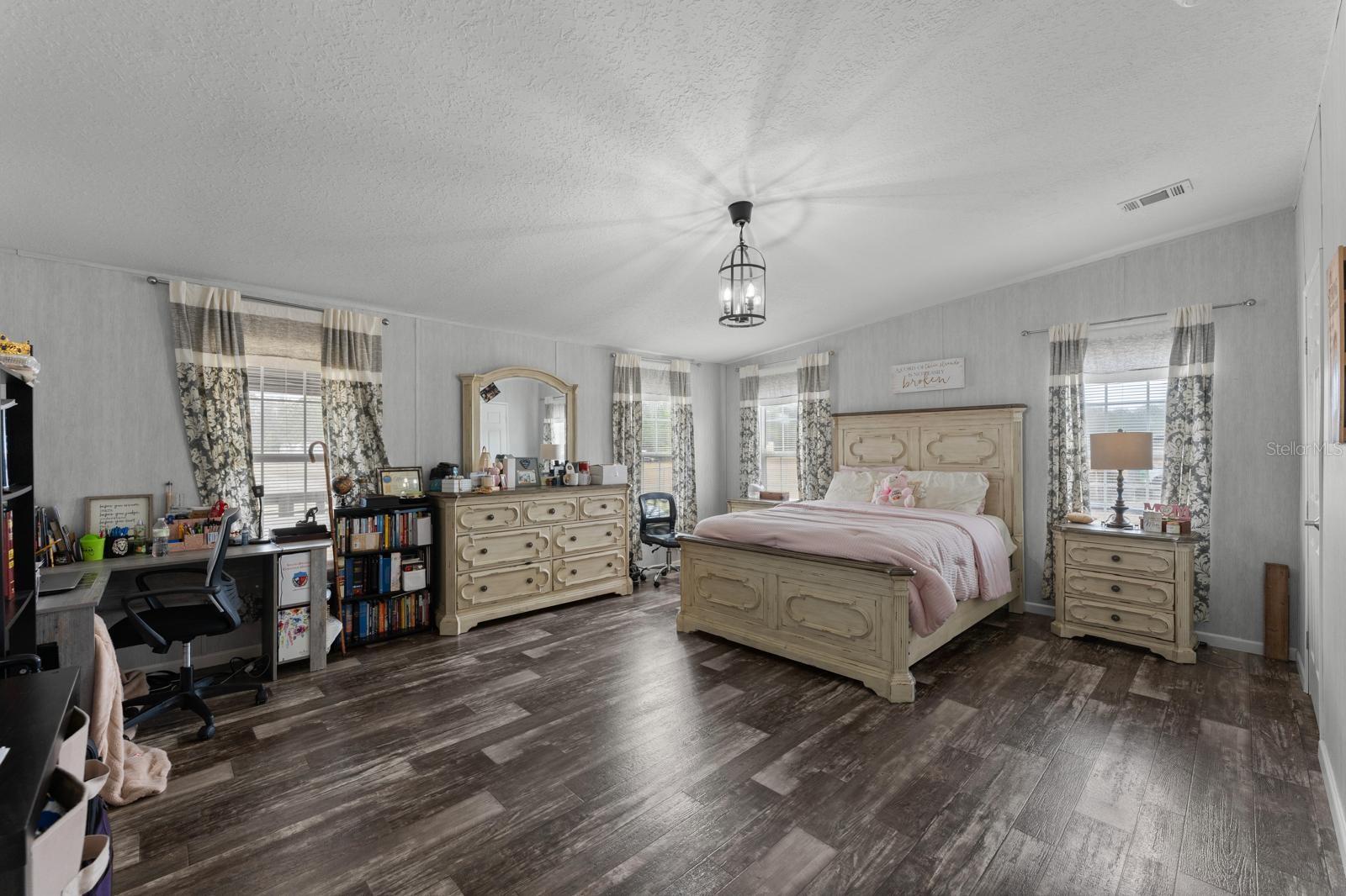 Image 12 of 31 For 6300 Green Pond Road