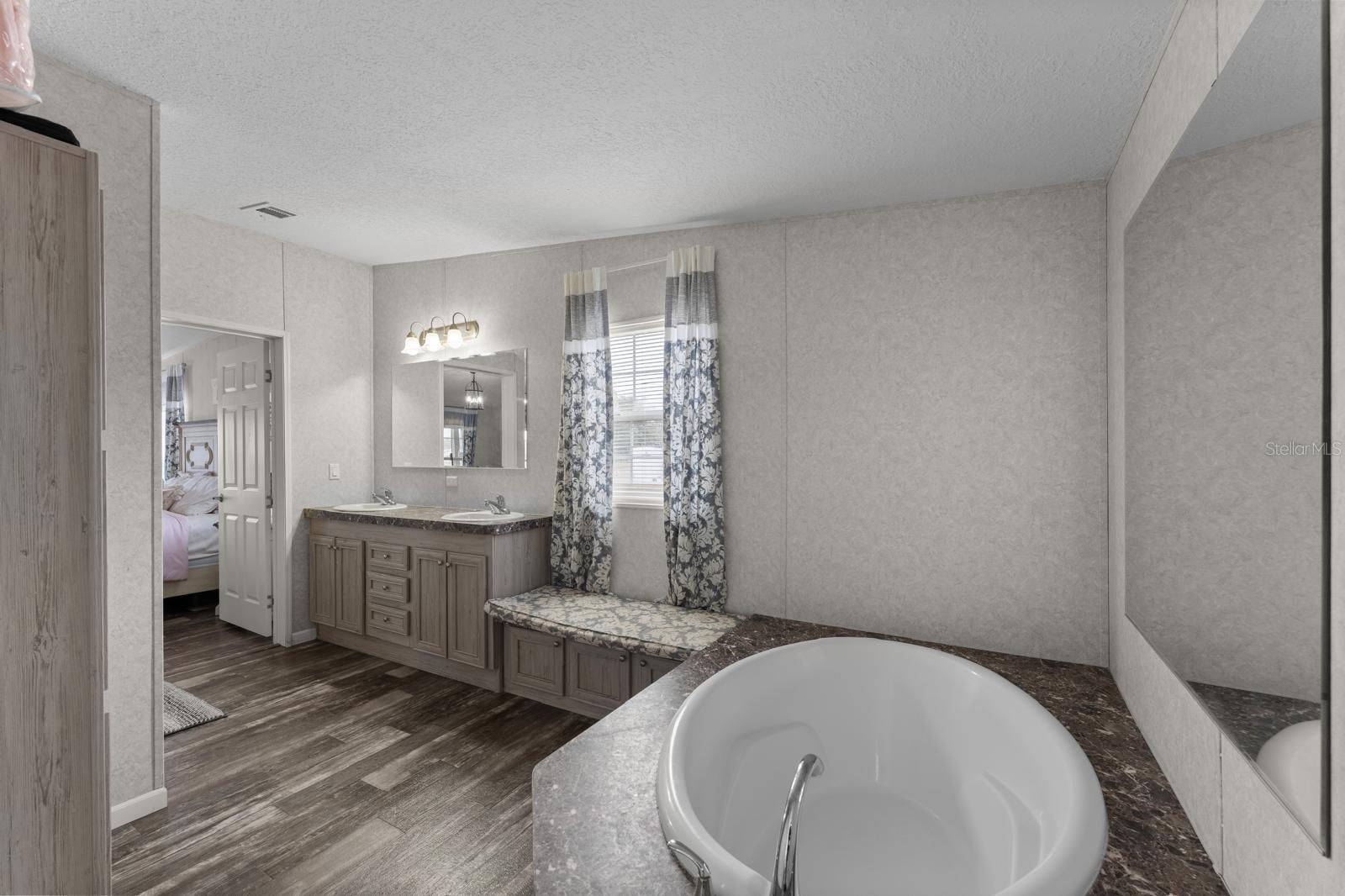 Image 22 of 31 For 6300 Green Pond Road