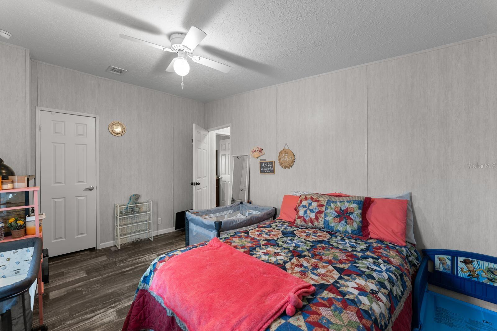 Image 6 of 31 For 6300 Green Pond Road