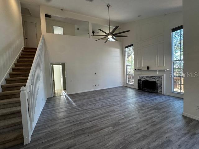 Image 17 of 36 For 306 Oak Park Place