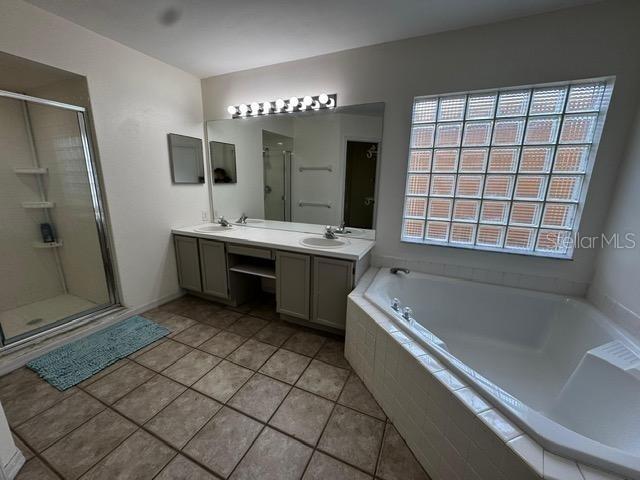 Image 20 of 36 For 306 Oak Park Place