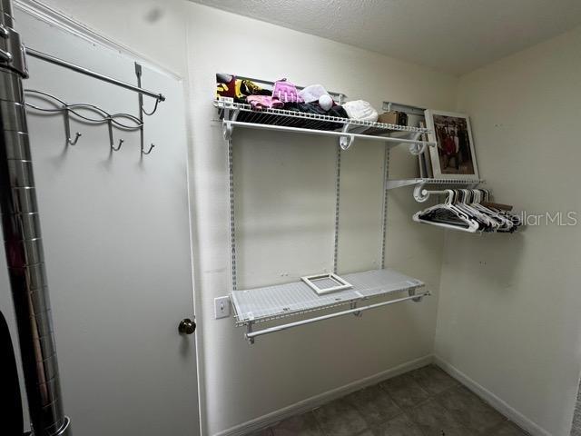 Image 25 of 36 For 306 Oak Park Place