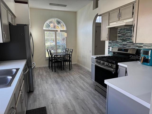 Image 30 of 36 For 306 Oak Park Place