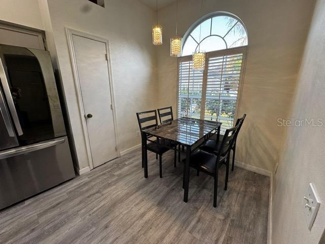 Image 4 of 36 For 306 Oak Park Place