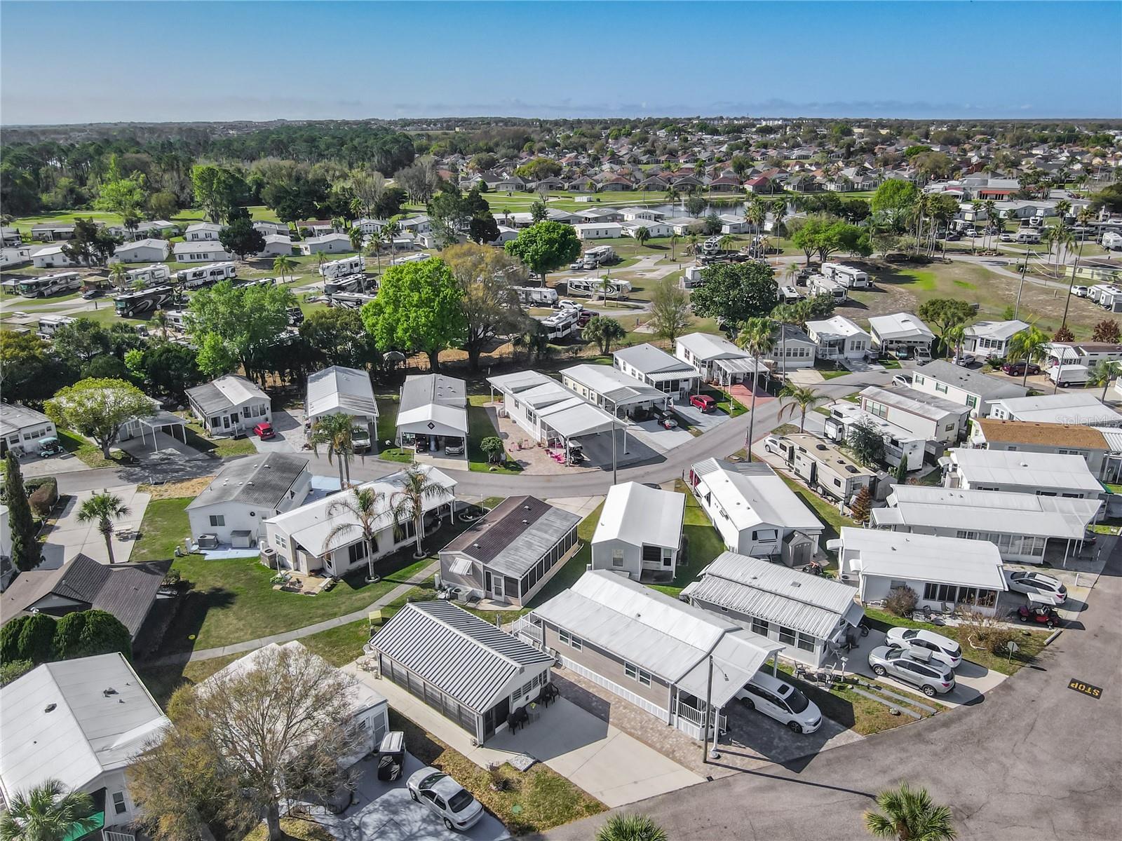 Image 6 of 30 For 9000 Us Hwy 192  407