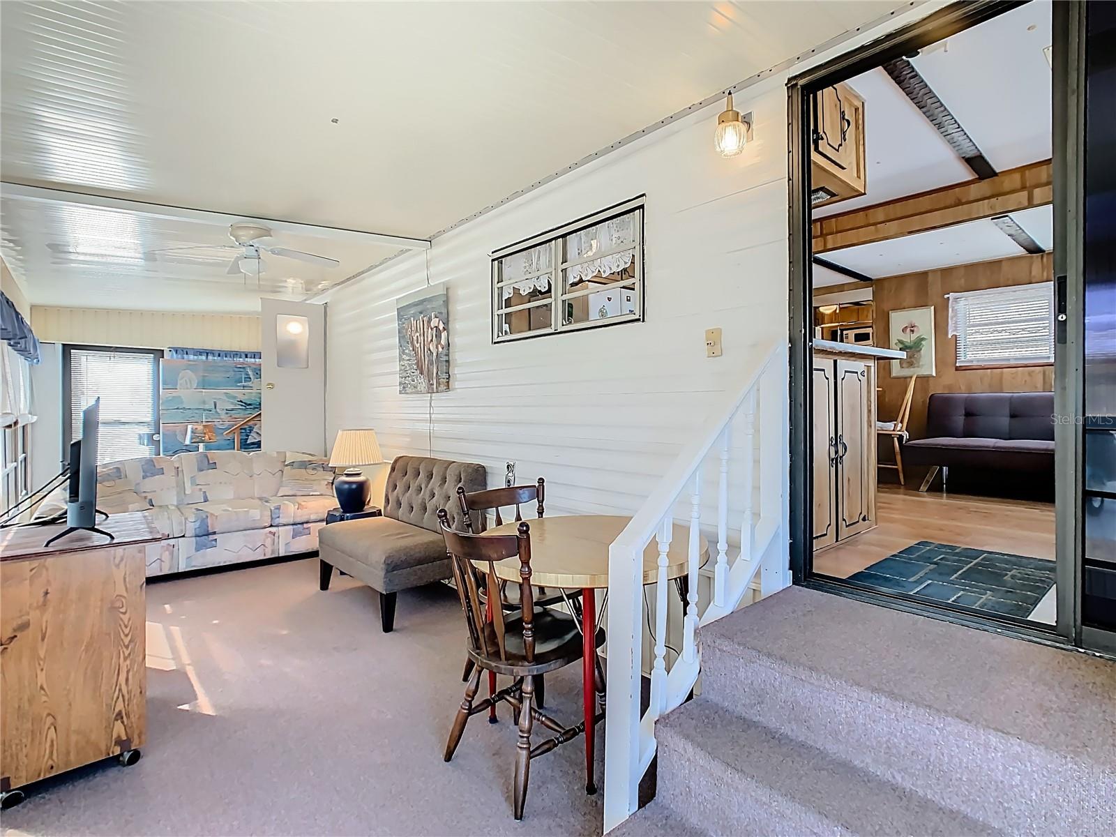 Image 9 of 30 For 9000 Us Hwy 192  407