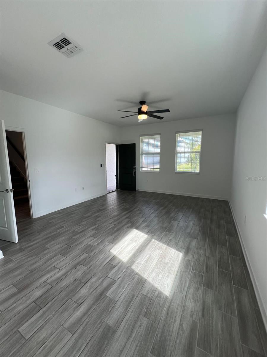 Image 6 of 41 For 2817 Camden Way