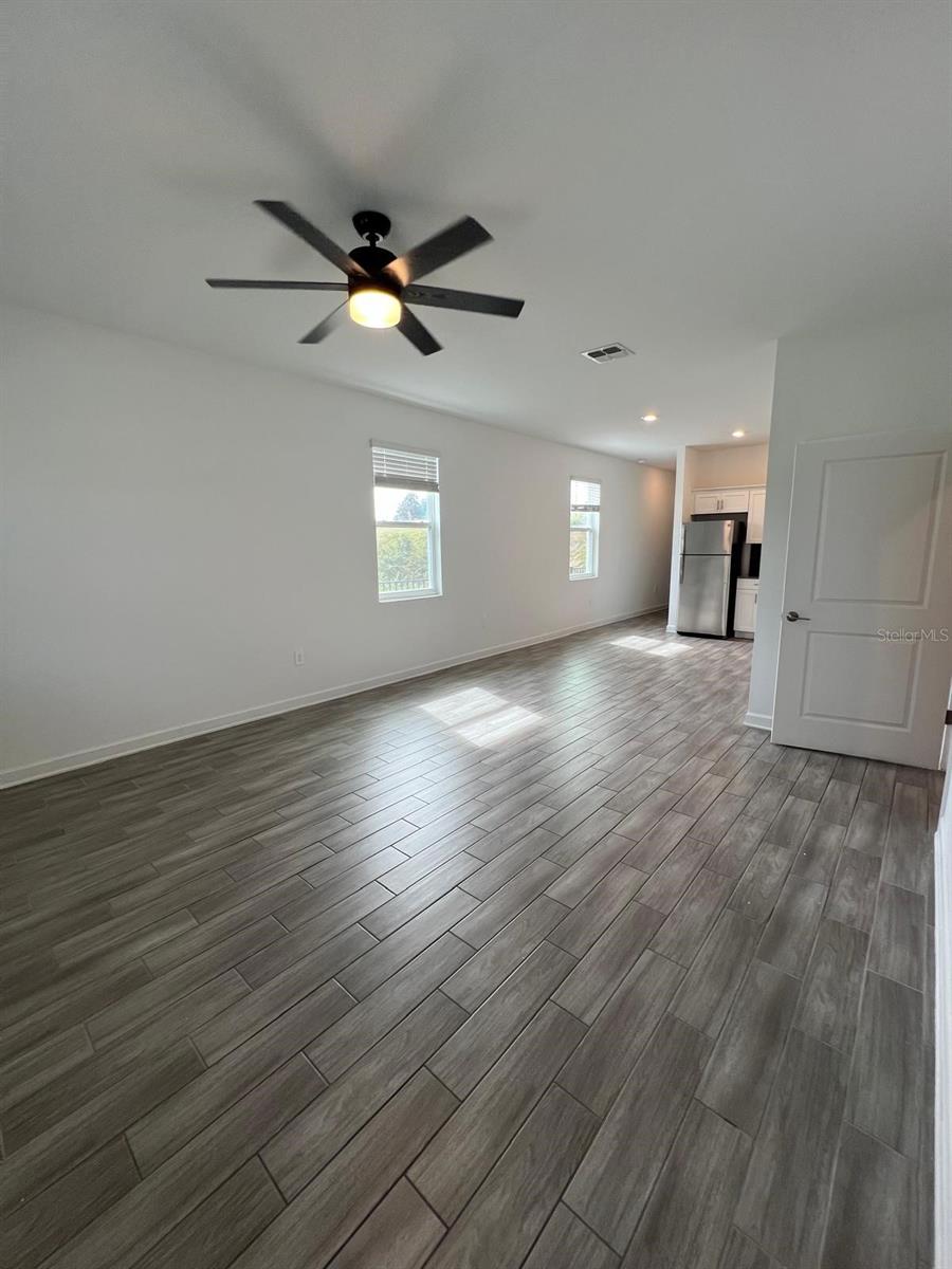 Image 7 of 41 For 2817 Camden Way