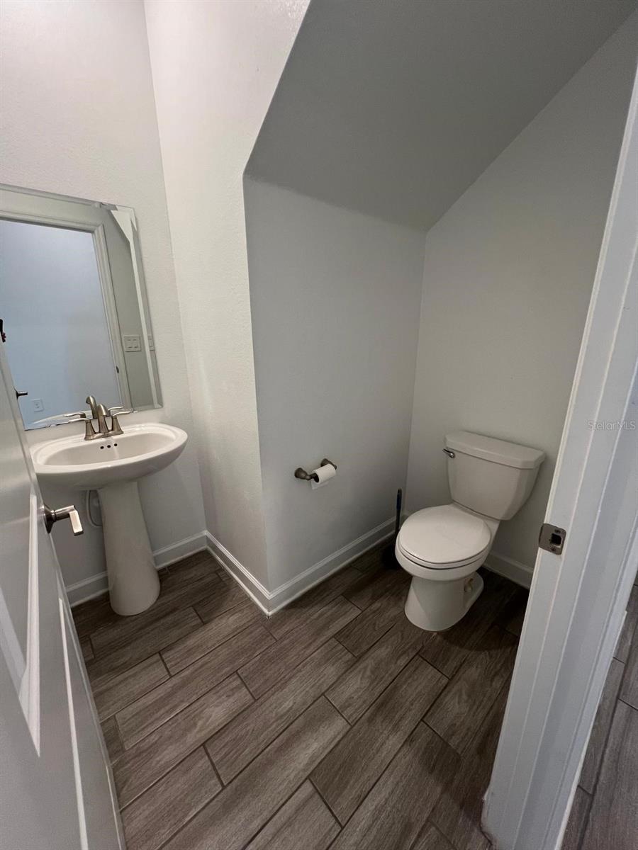 Image 8 of 41 For 2817 Camden Way