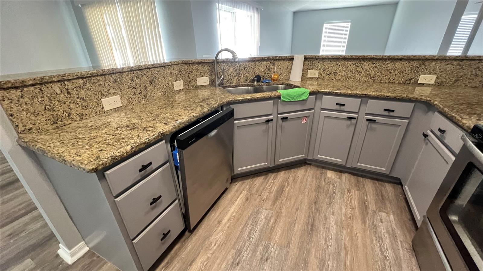 Image 13 of 34 For 485 Martigues Drive