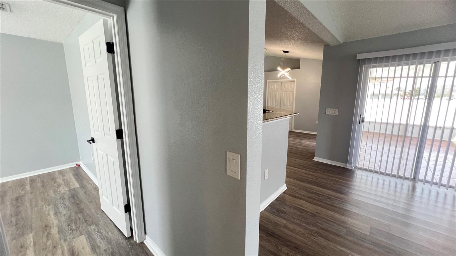 Image 18 of 34 For 485 Martigues Drive