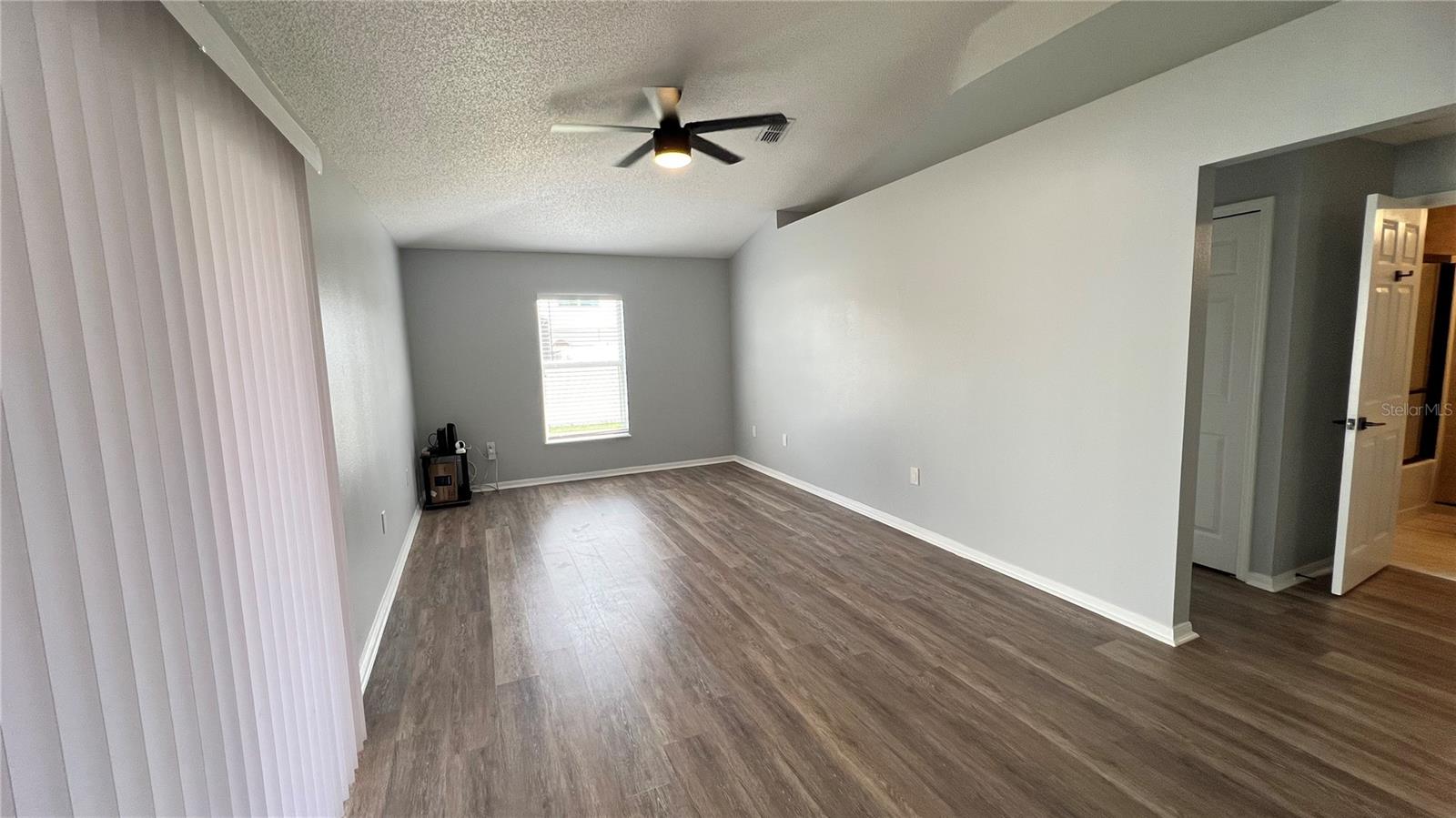 Image 9 of 34 For 485 Martigues Drive