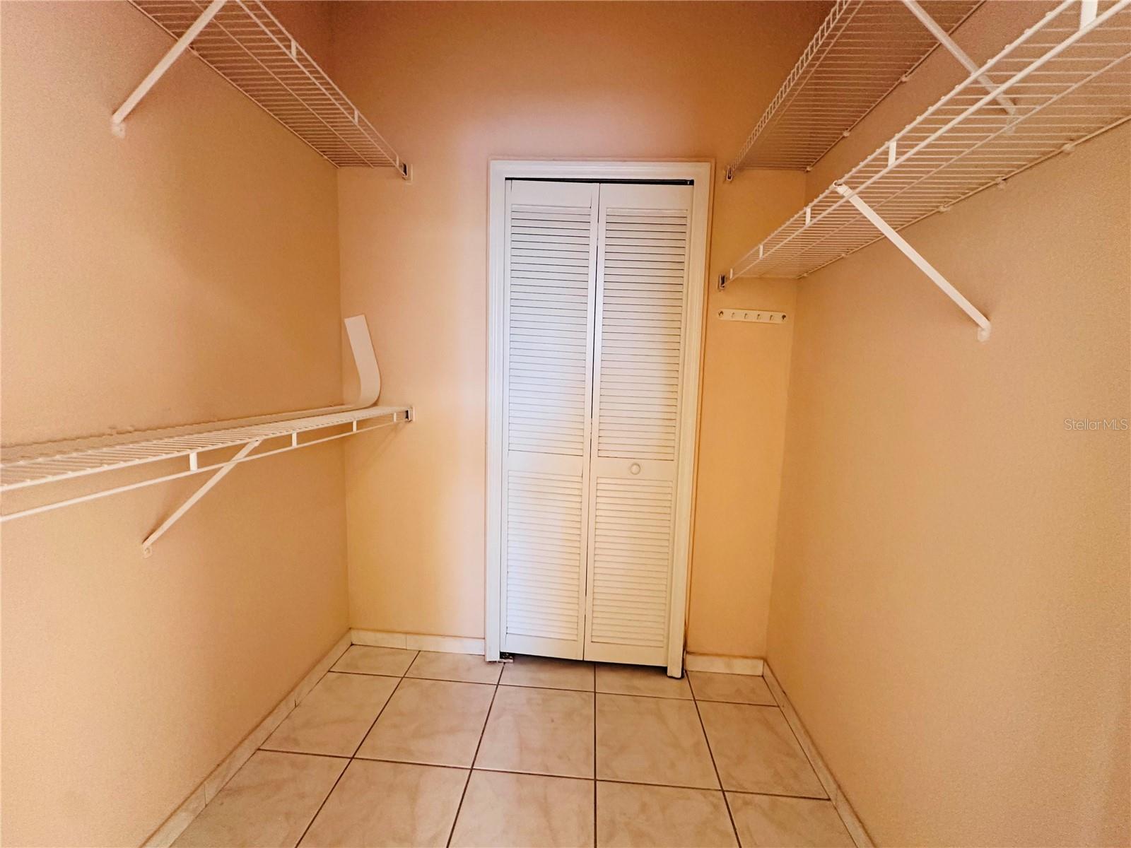 Image 8 of 17 For 13343 Summerton Drive