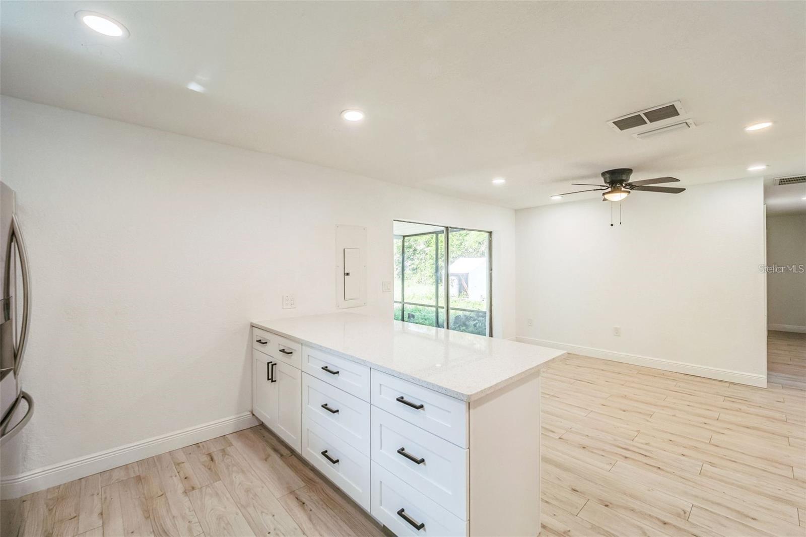 Image 11 of 26 For 4212 Harry Drive