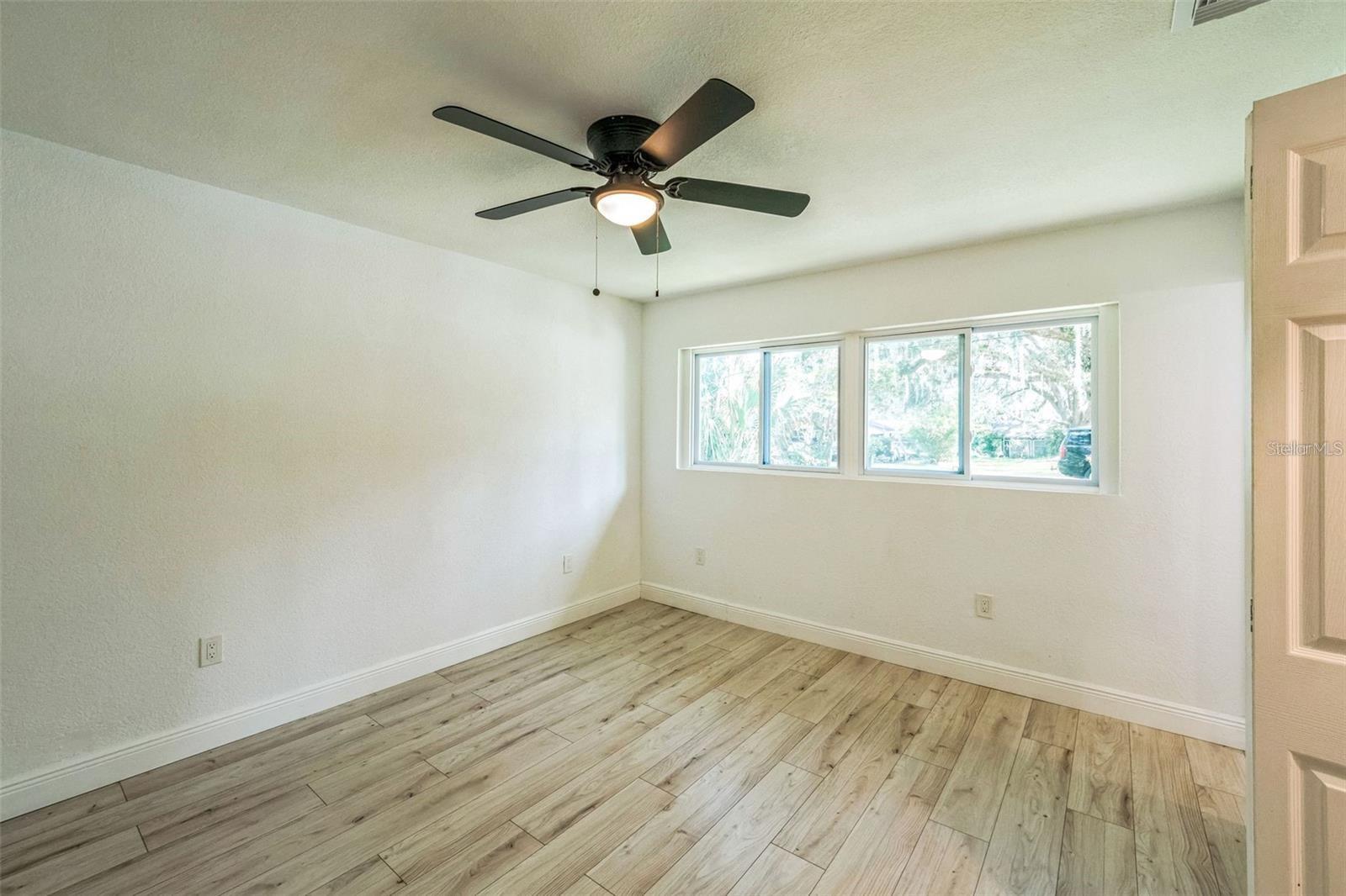 Image 15 of 26 For 4212 Harry Drive