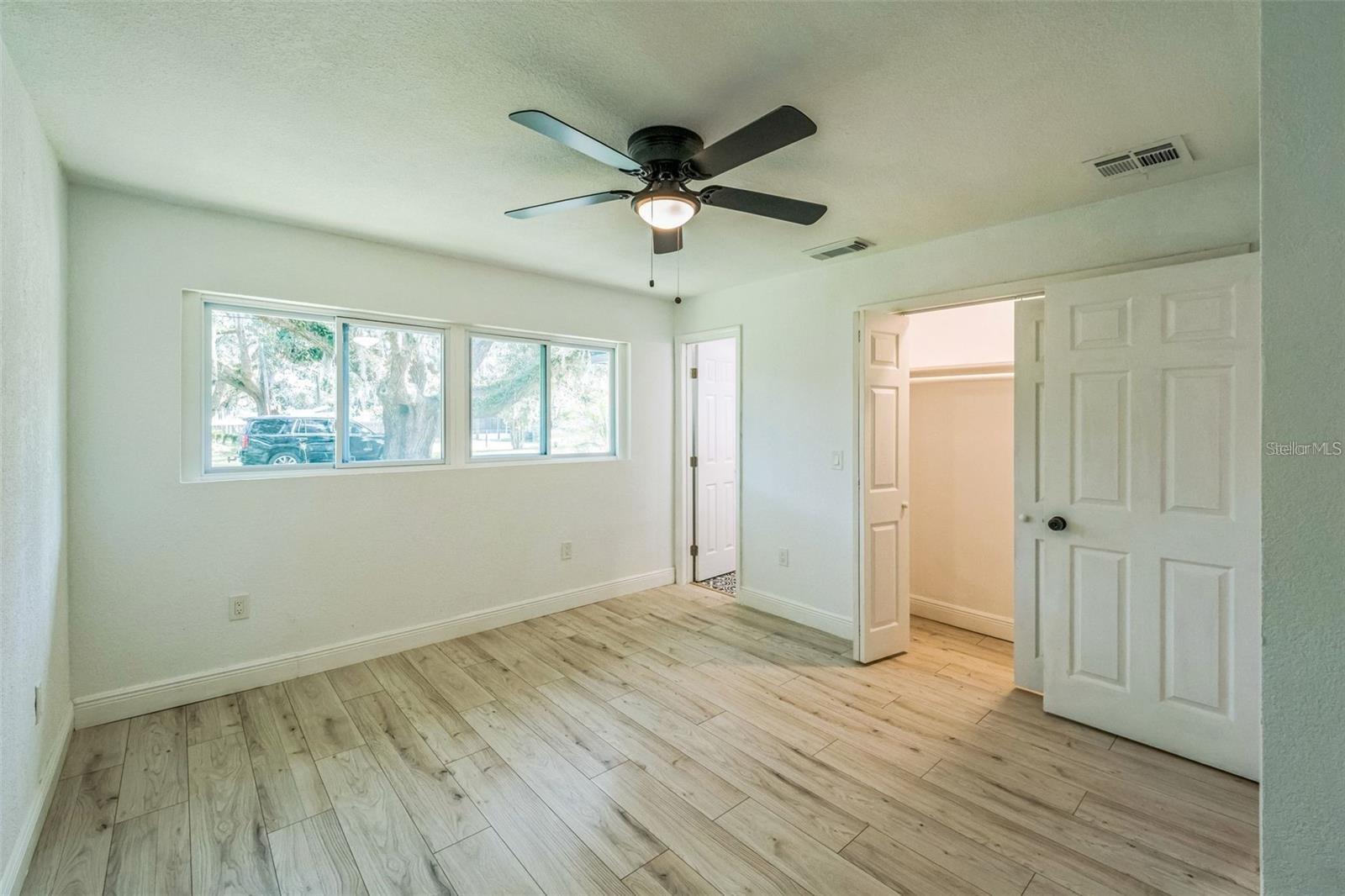 Image 16 of 26 For 4212 Harry Drive