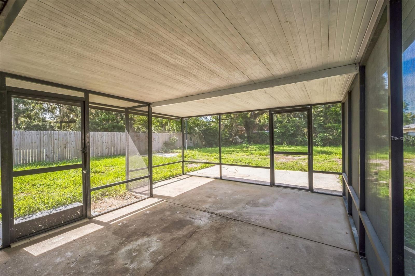 Image 23 of 26 For 4212 Harry Drive