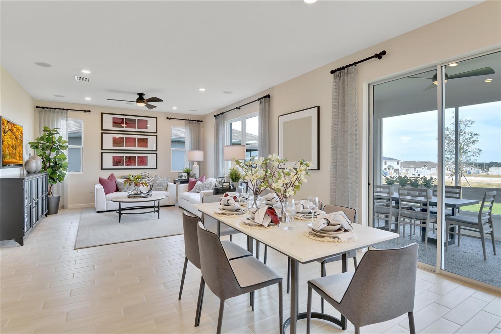 Image 7 of 21 For 14515 Banks Court