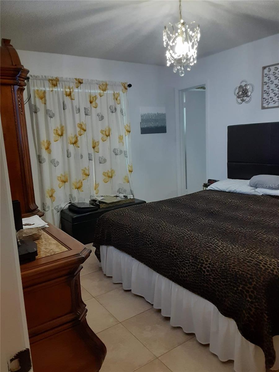 Image 13 of 18 For 14364 Island Cove Drive