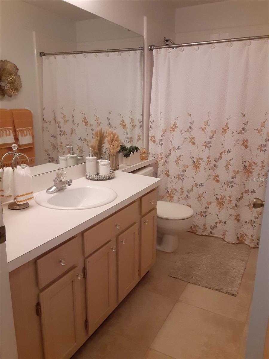 Image 14 of 18 For 14364 Island Cove Drive