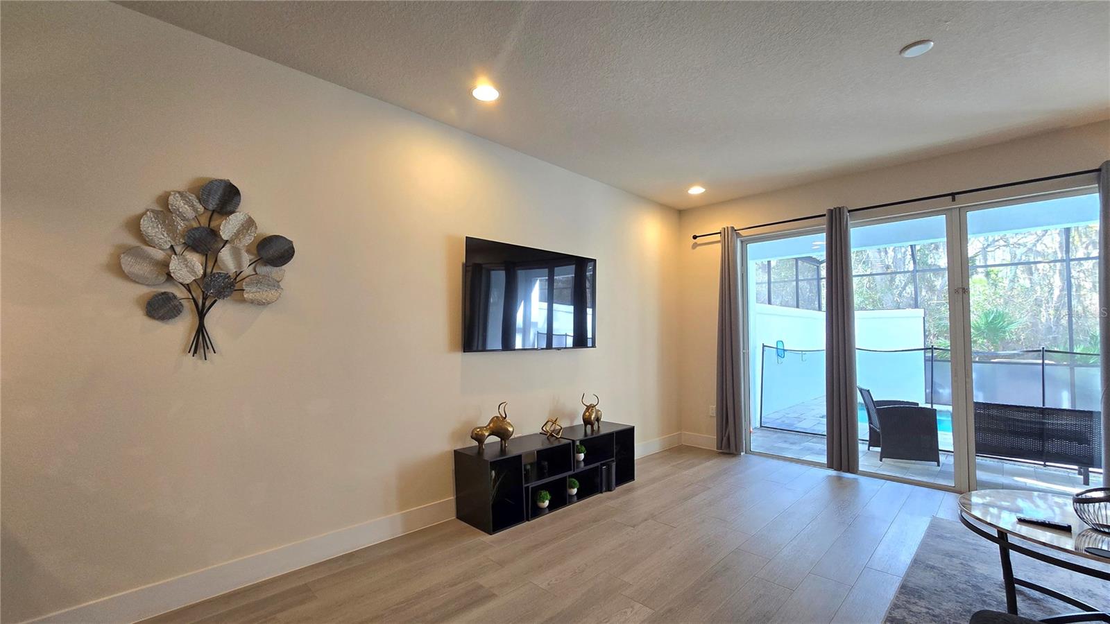 Image 14 of 59 For 17340 Blessing Drive