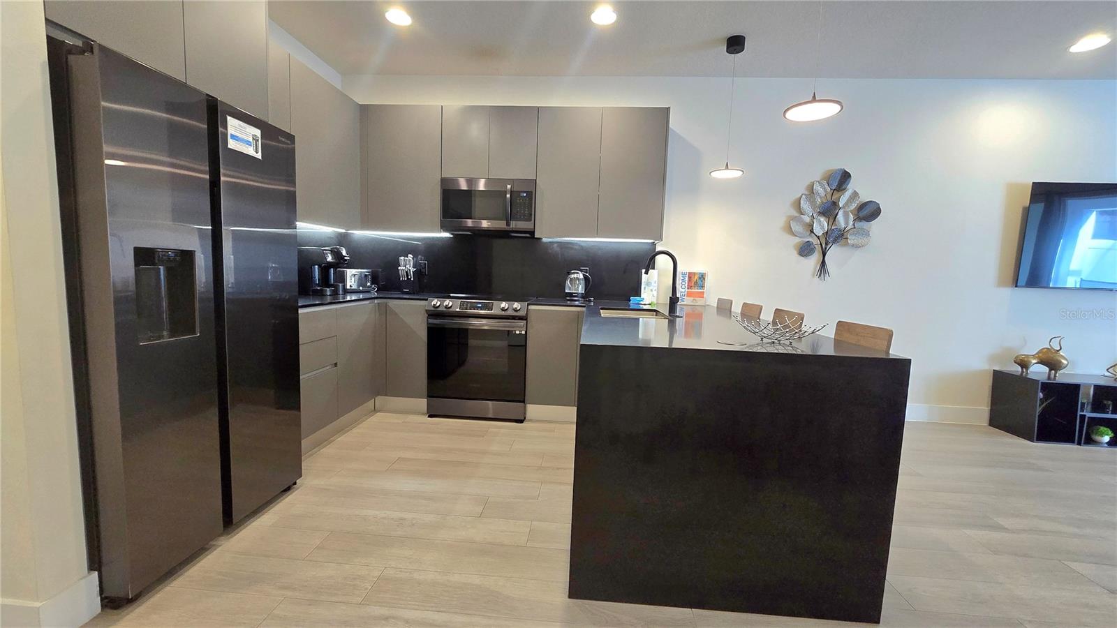 Image 22 of 59 For 17340 Blessing Drive