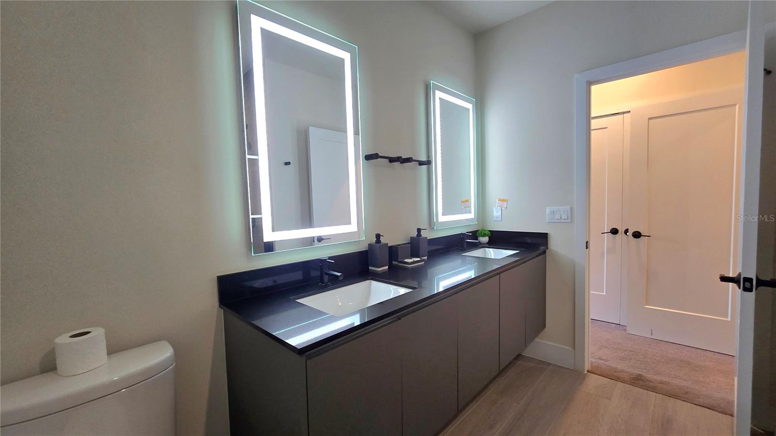 Image 28 of 59 For 17340 Blessing Drive