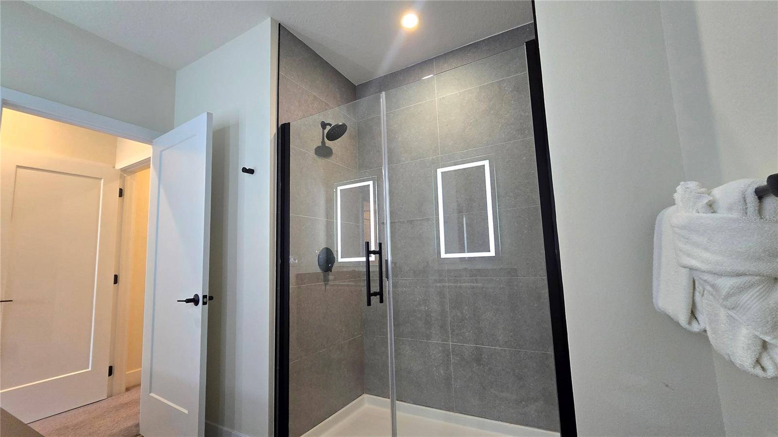 Image 29 of 59 For 17340 Blessing Drive