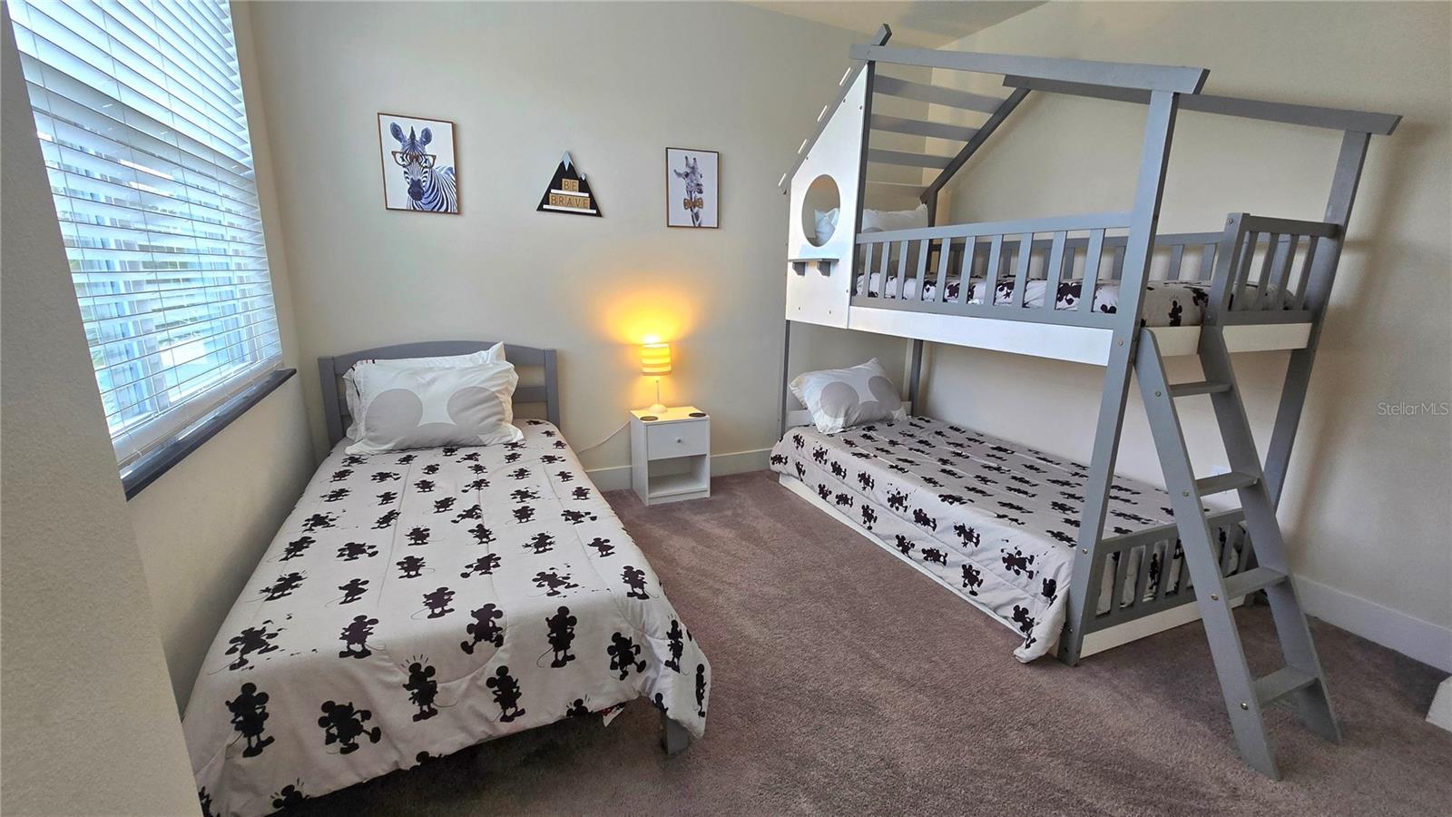 Image 45 of 59 For 17340 Blessing Drive