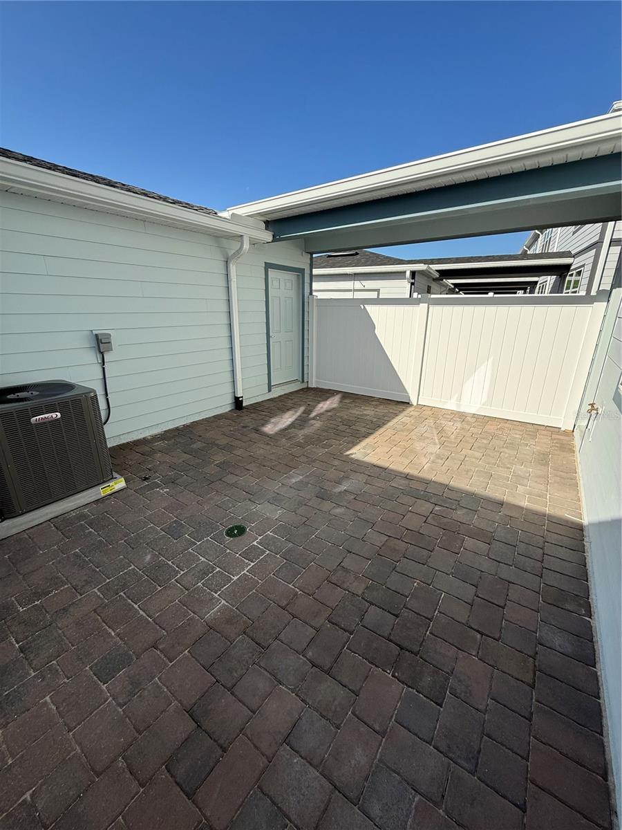 Image 15 of 34 For 4616 Orchard View Alley