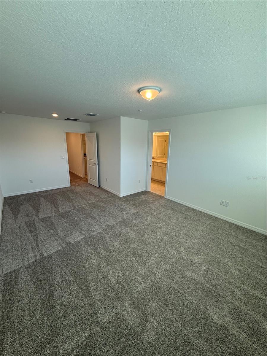 Image 22 of 34 For 4616 Orchard View Alley