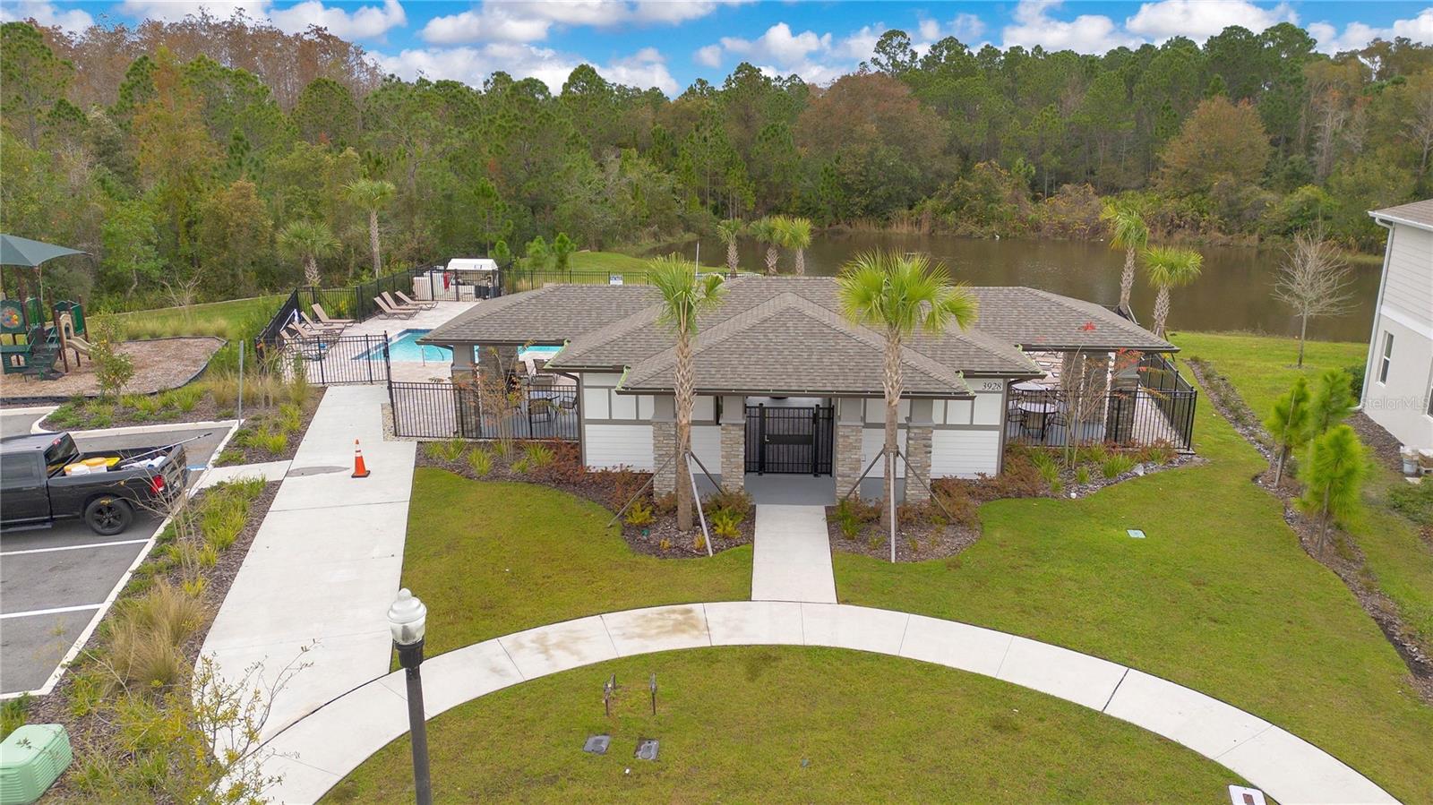 Image 28 of 31 For 4131 Tree Swallow Trail