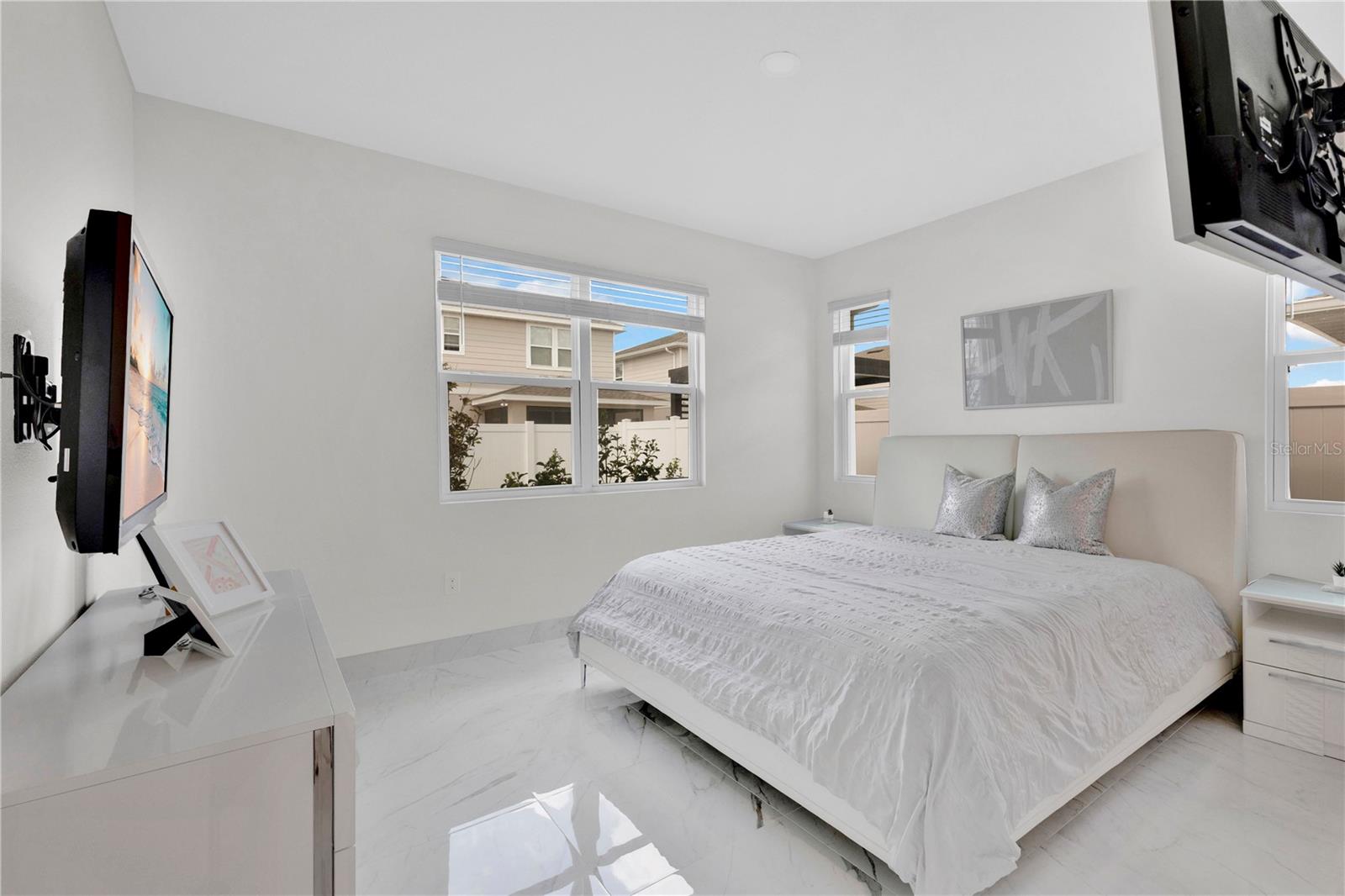 Image 8 of 31 For 4131 Tree Swallow Trail