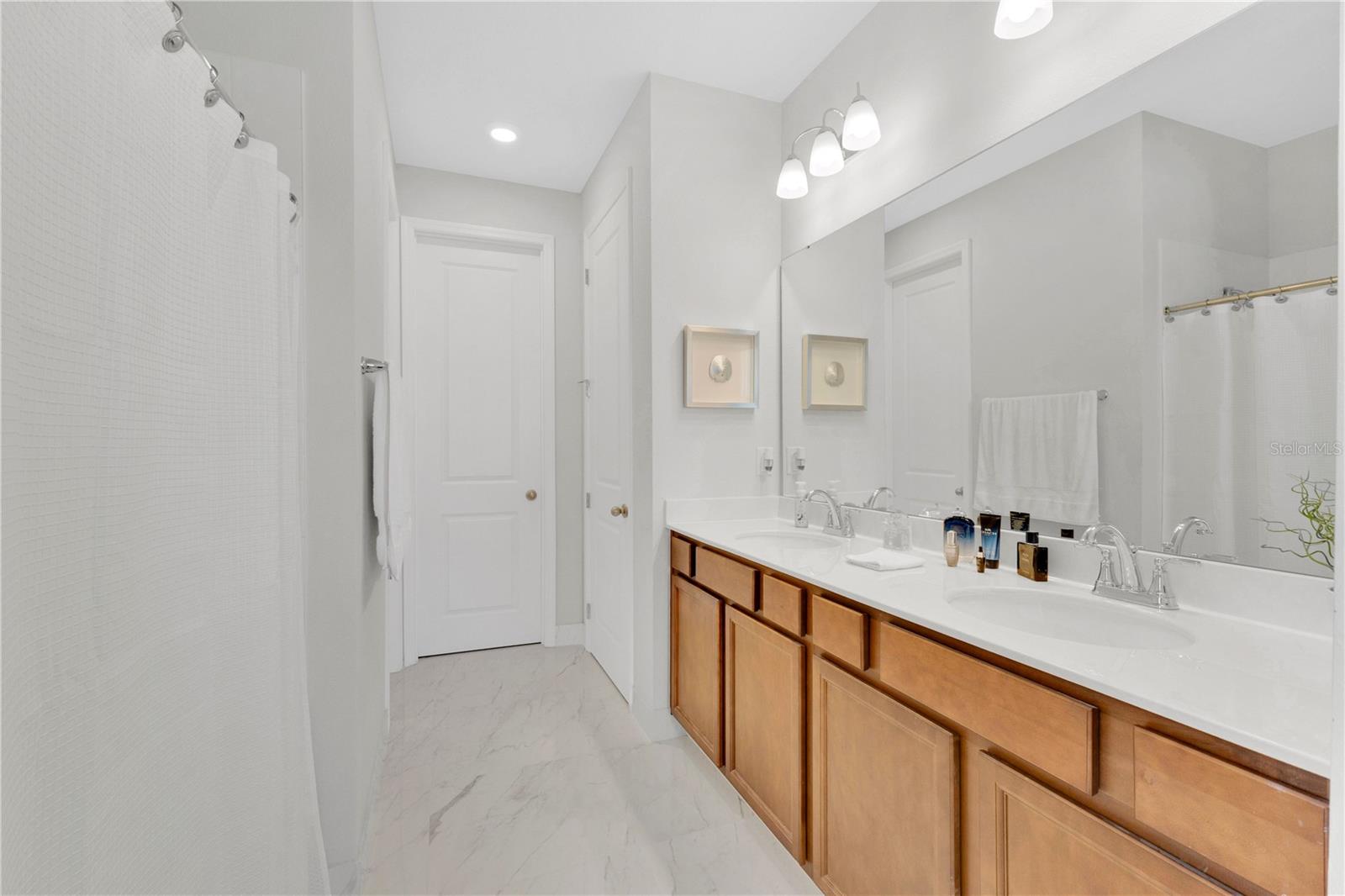 Image 9 of 31 For 4131 Tree Swallow Trail