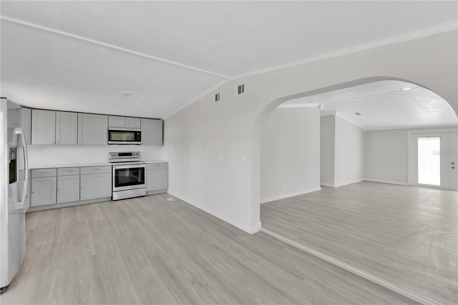 Image 5 of 23 For 9180 Concord Road