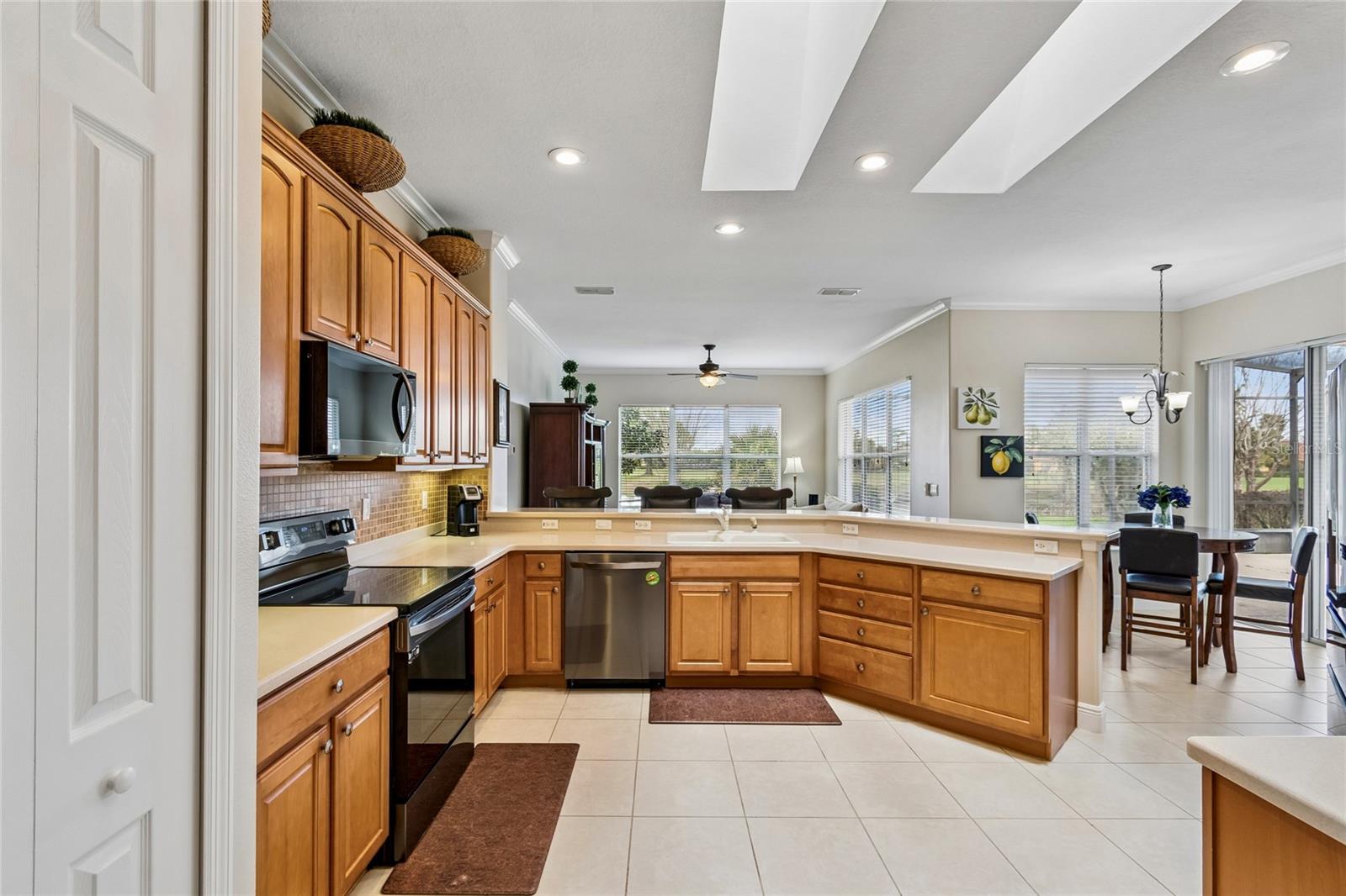 Image 13 of 62 For 113 Tivoli Trace Ct