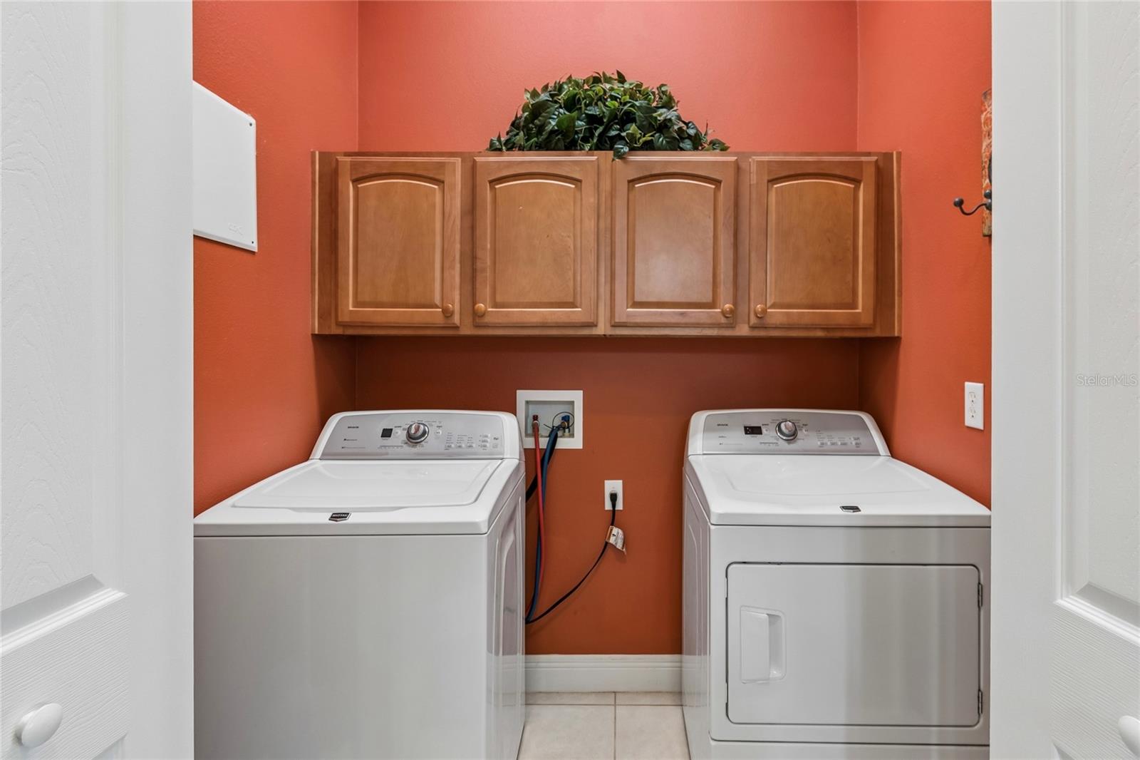 Image 41 of 62 For 113 Tivoli Trace Ct