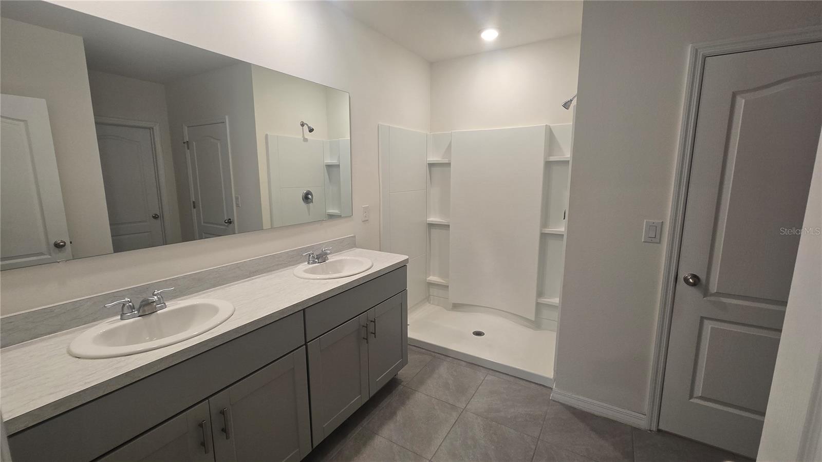 Image 15 of 20 For 3358 Summerdale Way