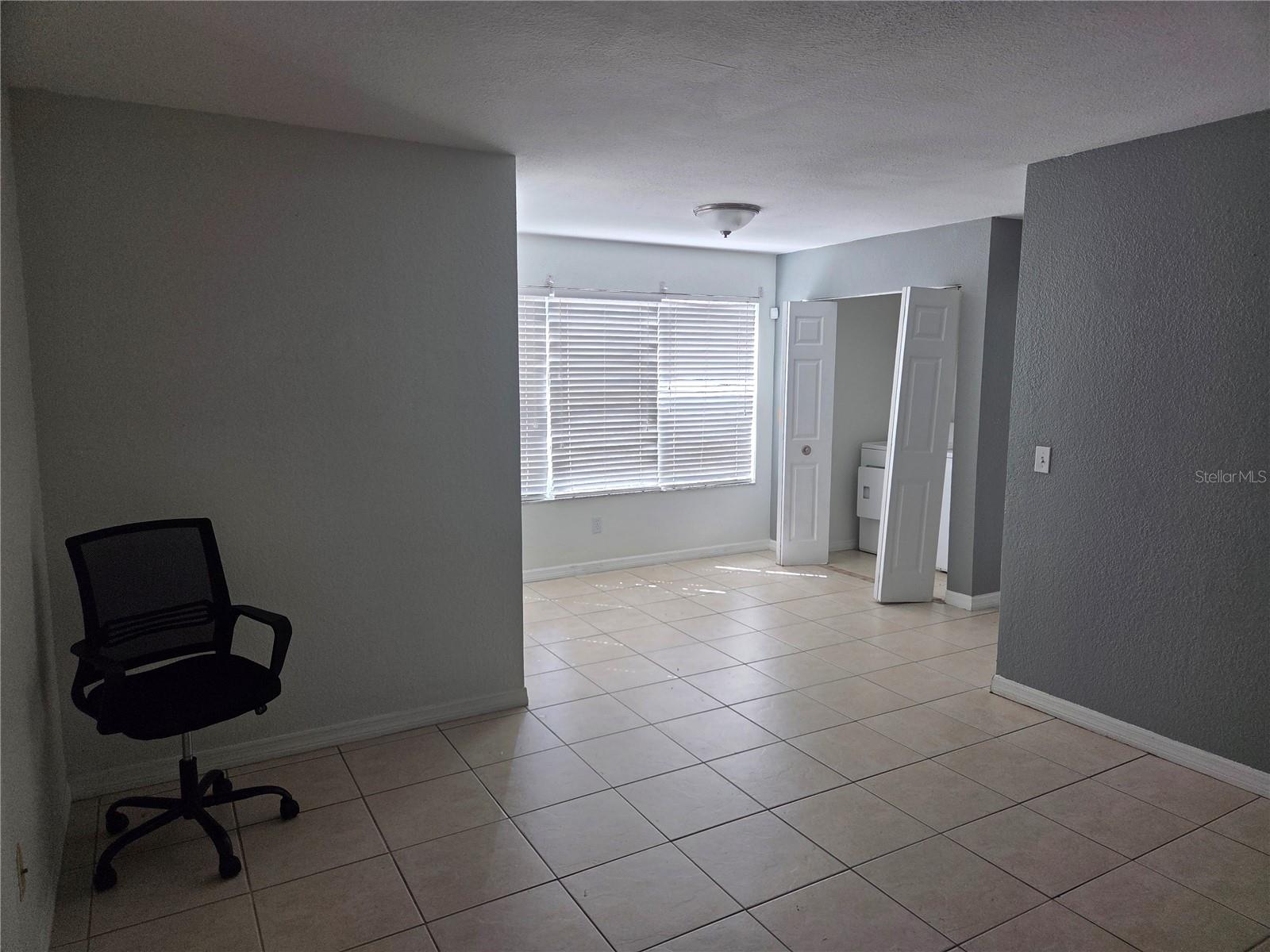 Image 3 of 17 For 5112 Conroy Road 11