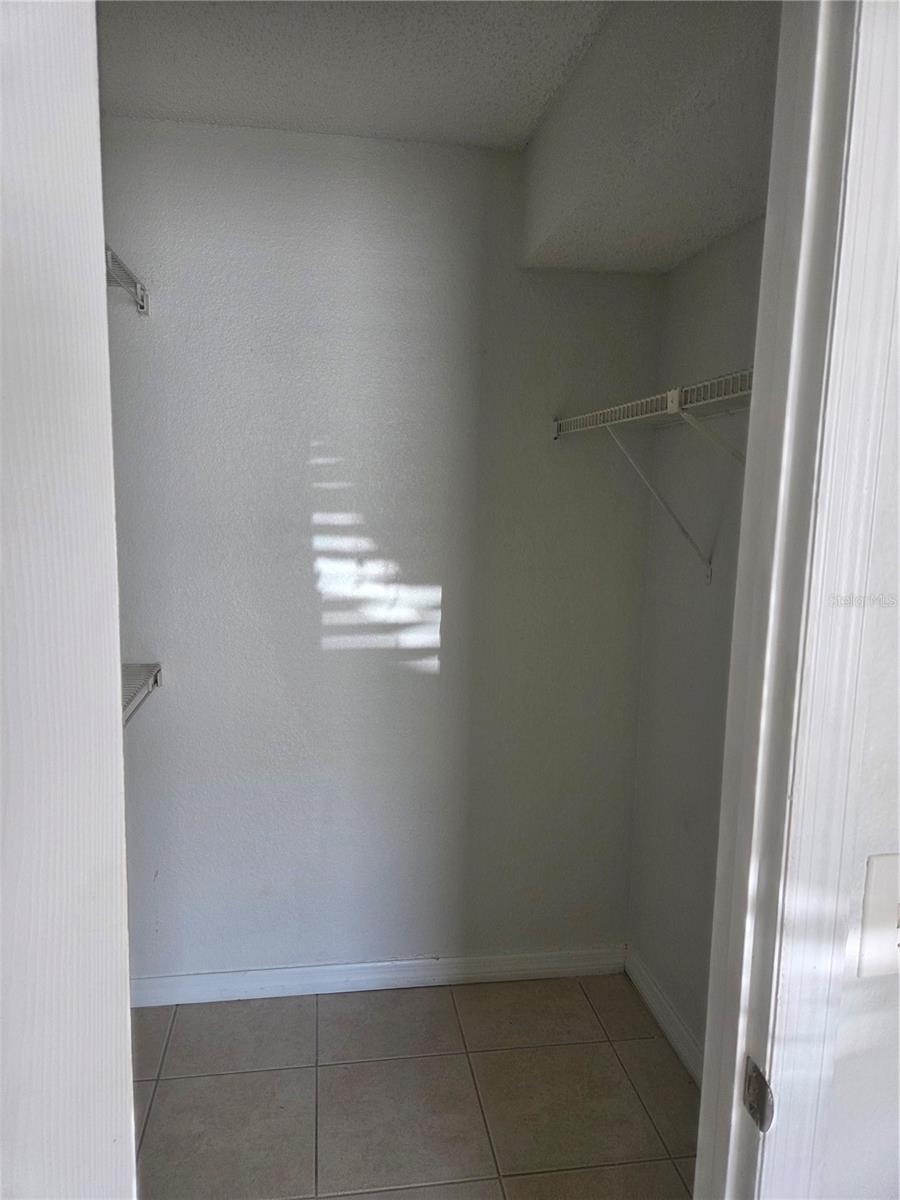 Image 6 of 17 For 5112 Conroy Road 11