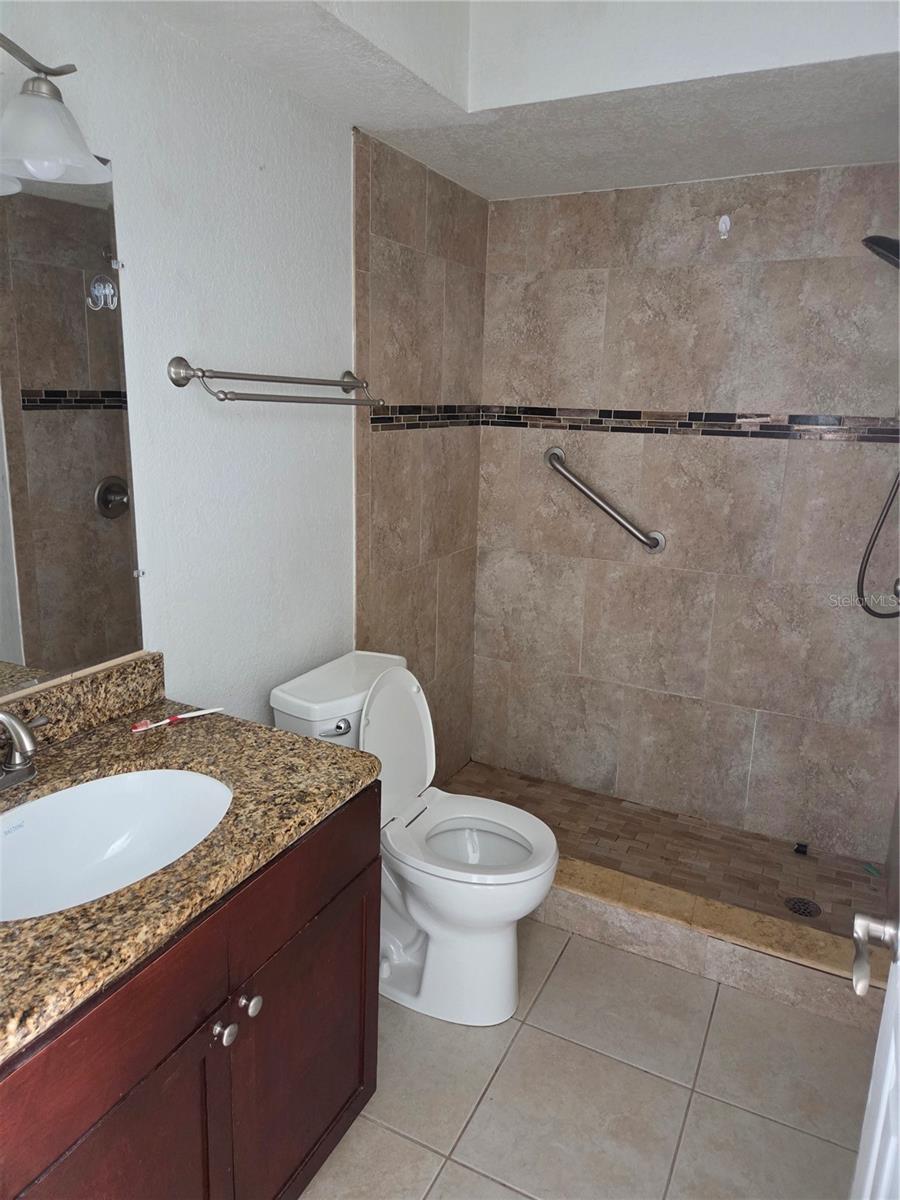 Image 7 of 17 For 5112 Conroy Road 11