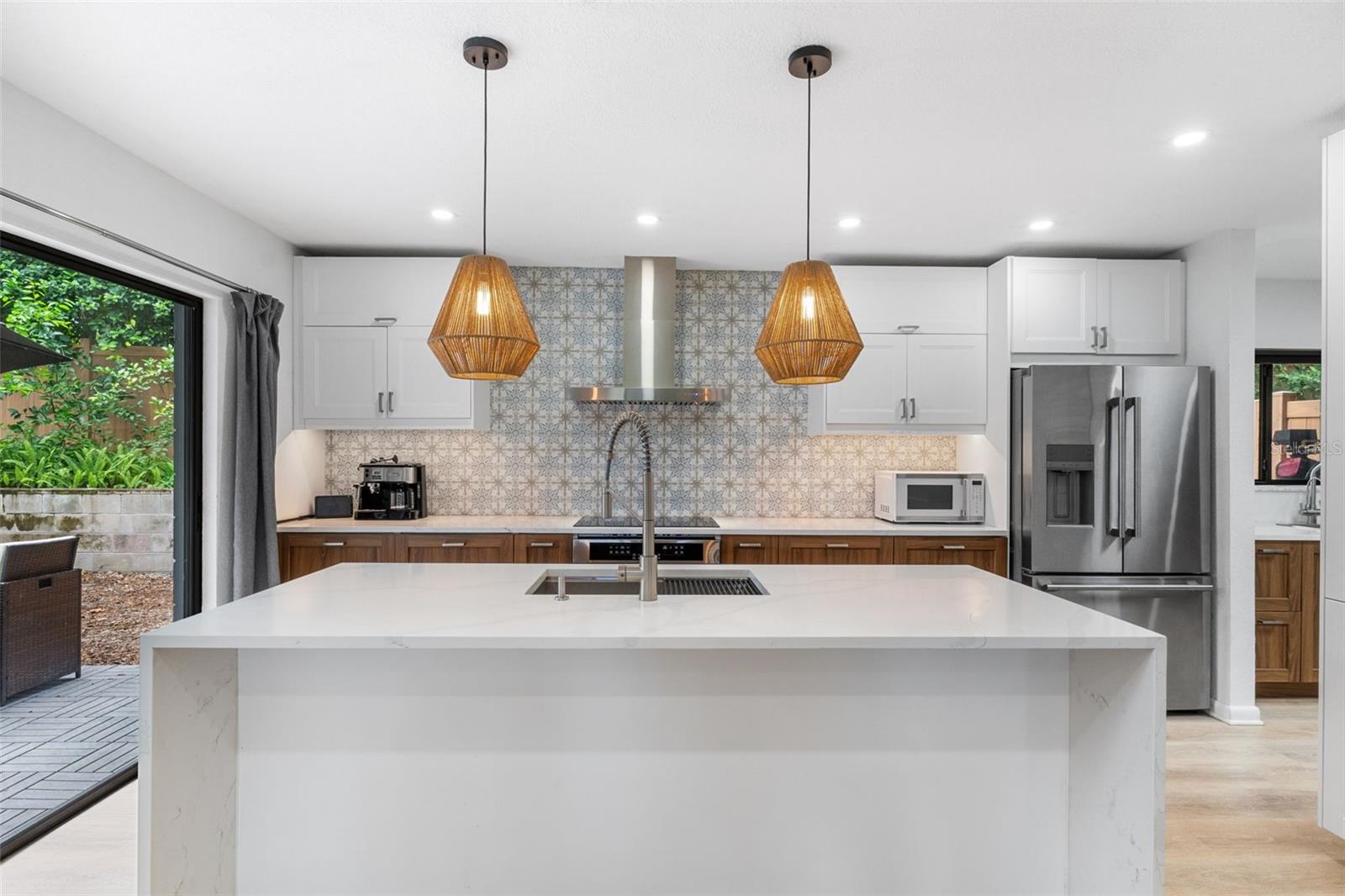 Image 16 of 69 For 1865 North Street