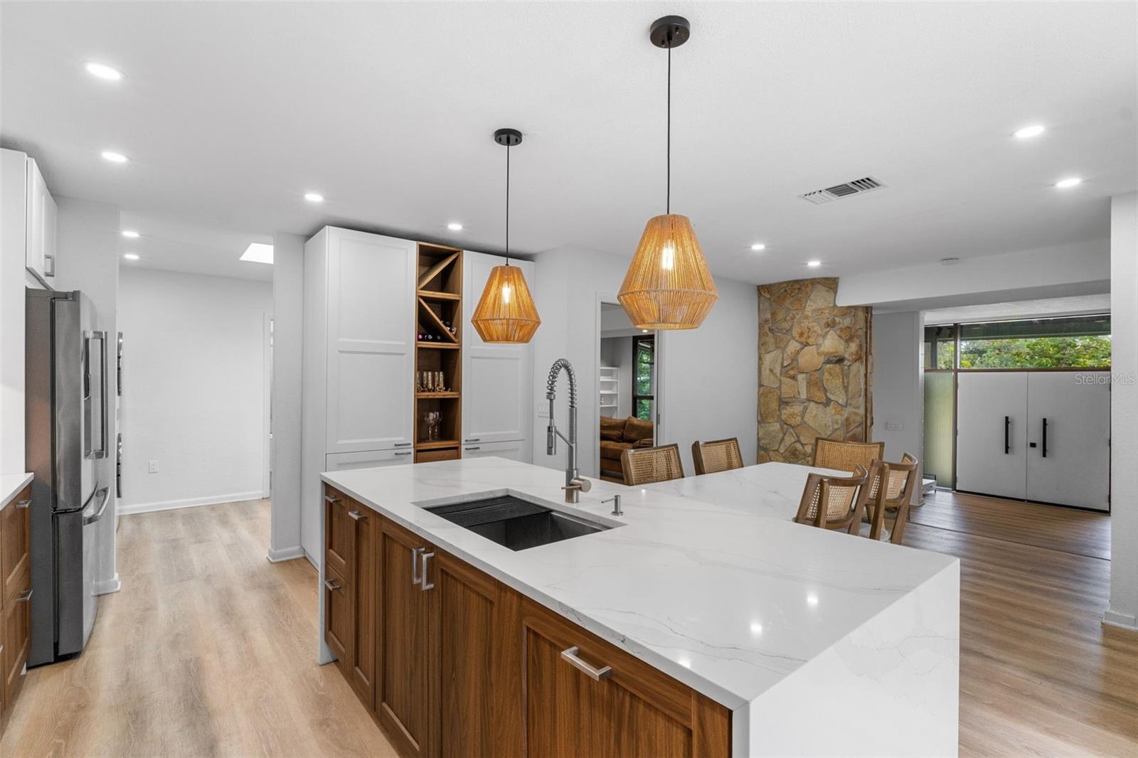 Image 19 of 69 For 1865 North Street