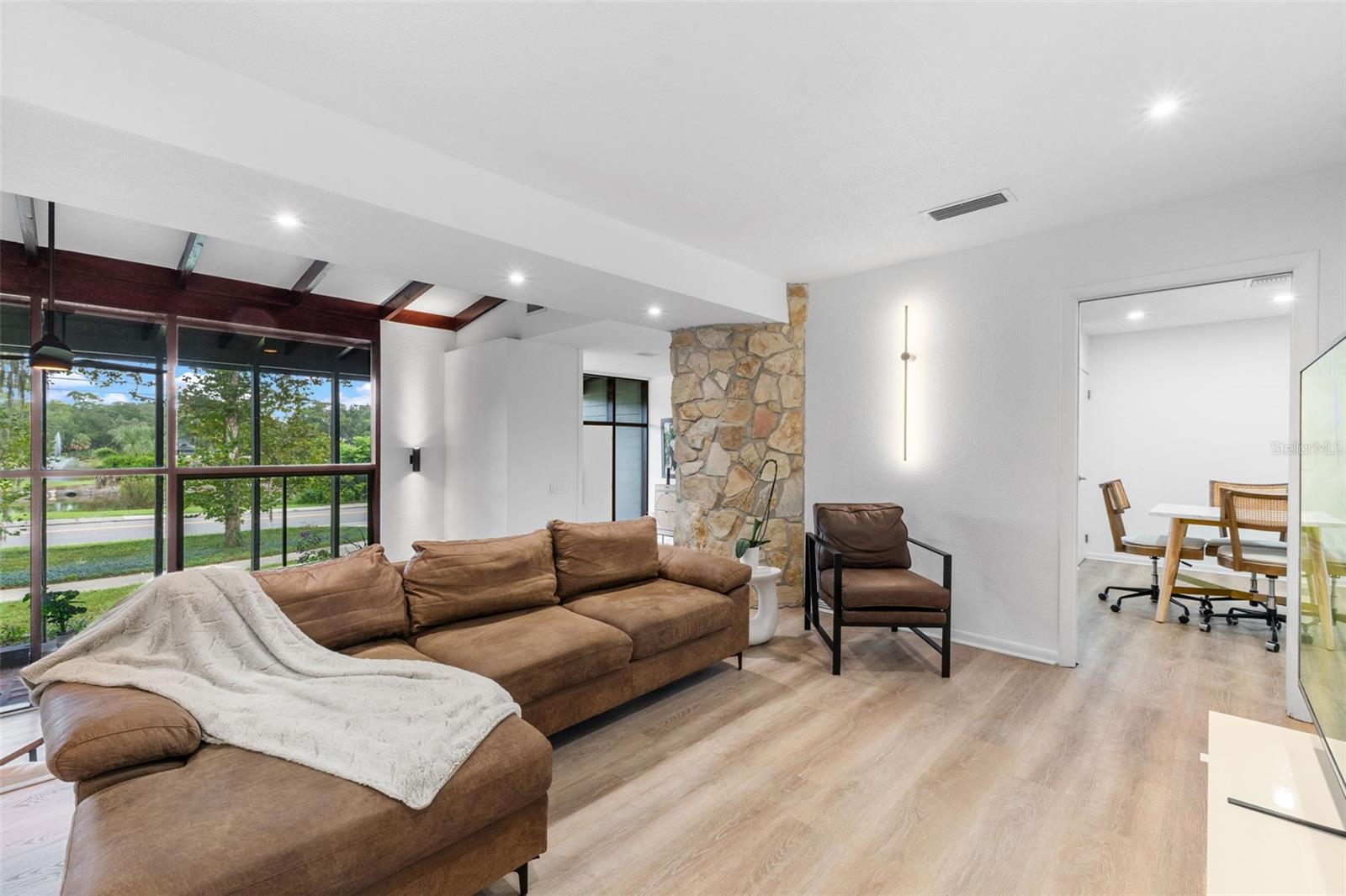 Image 26 of 69 For 1865 North Street