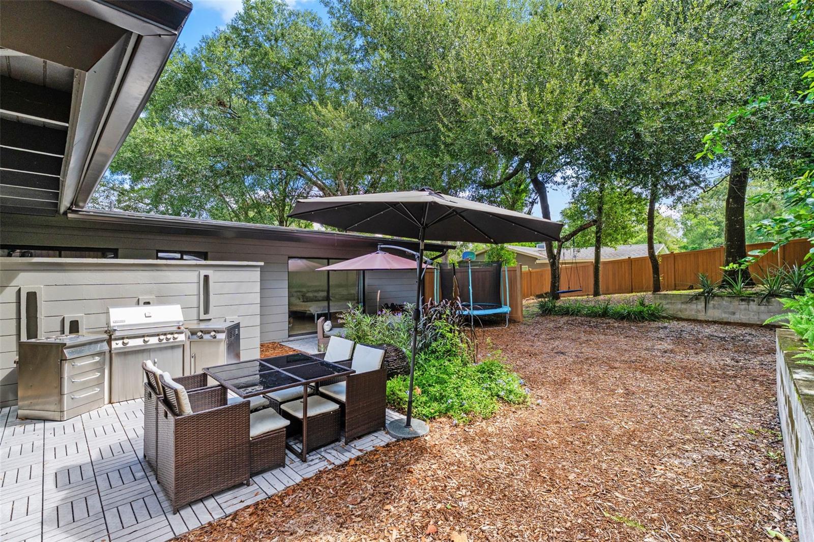 Image 37 of 69 For 1865 North Street