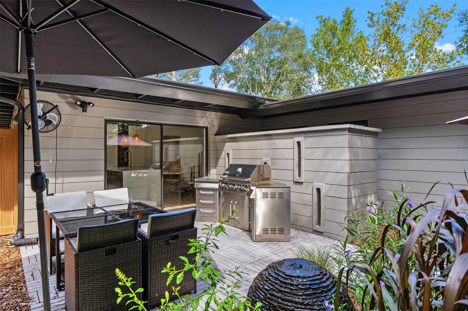 Image 39 of 69 For 1865 North Street