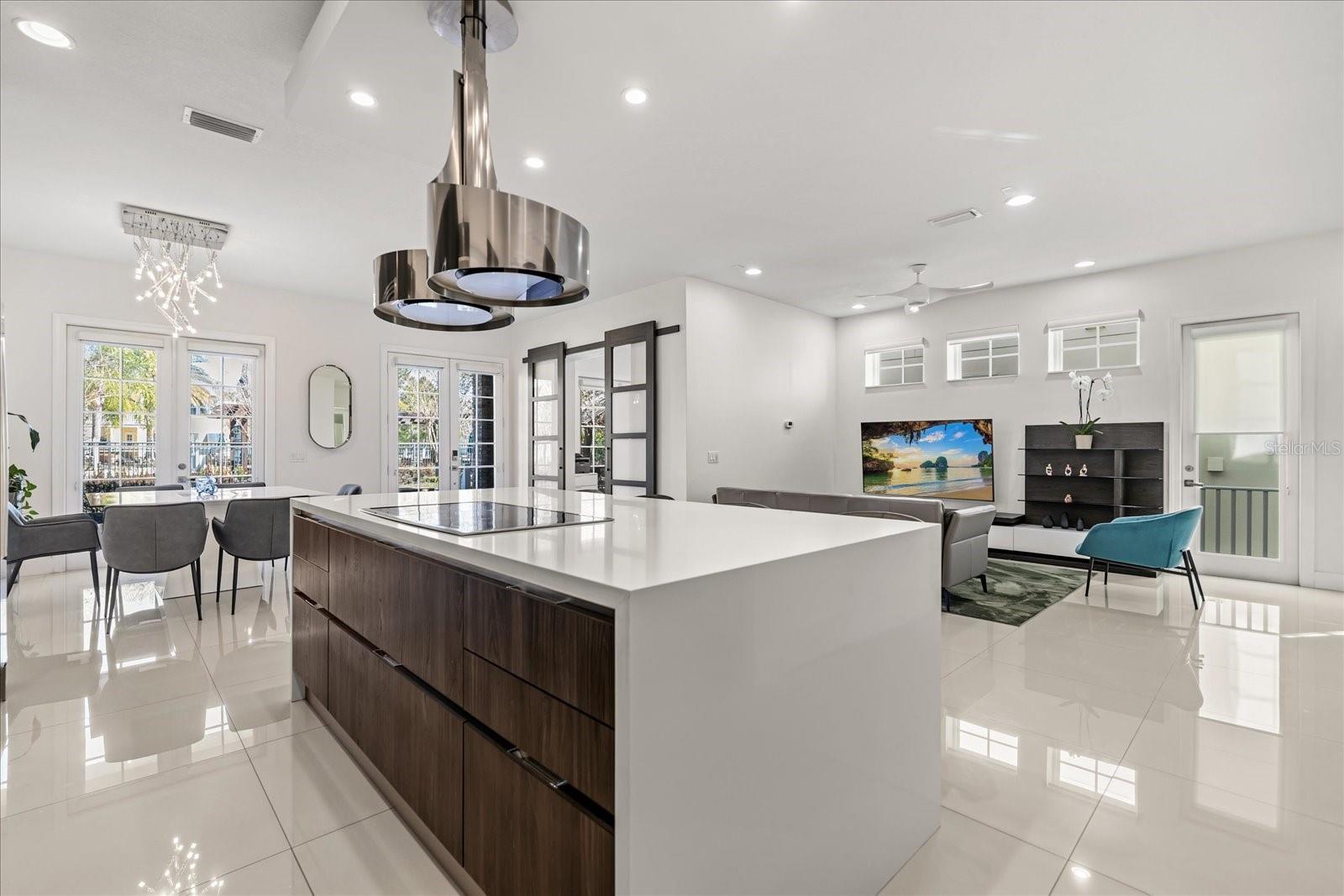 Image 11 of 45 For 1587 Castile Street